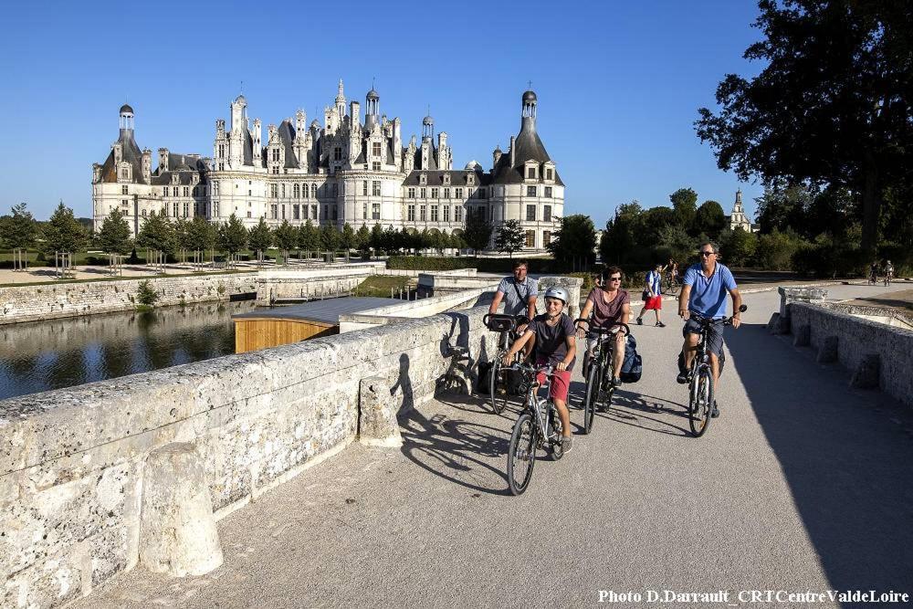 Gite De La Tour De Loire - 65 M2 Au Pied D'Une Tour De Gue Du 17Eme Siecle Mer Exterior photo